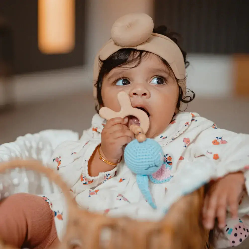How to Soothe a Teething Baby: Helpful Tips for Parents